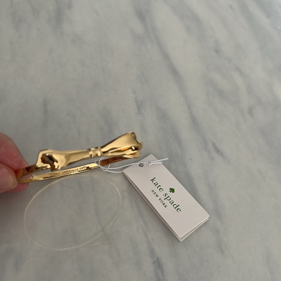 Kate Spade Gold Bracelet with a bow - Picture 2 of 6